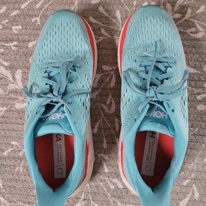 Hoka Clifton 8 Shoes